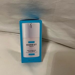 ✨SOLD!!✨ BRAND NEW! Honest beauty hydration face cream
